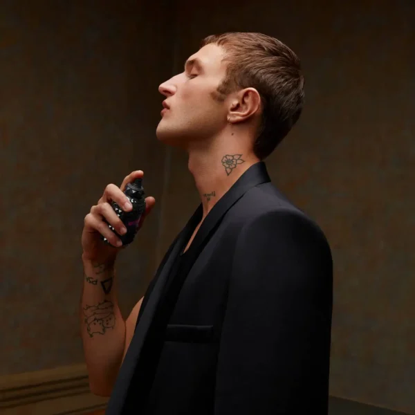 Parfum Valentino Born In Roma Uomo Extradose 3614274350739 3614274350722 1